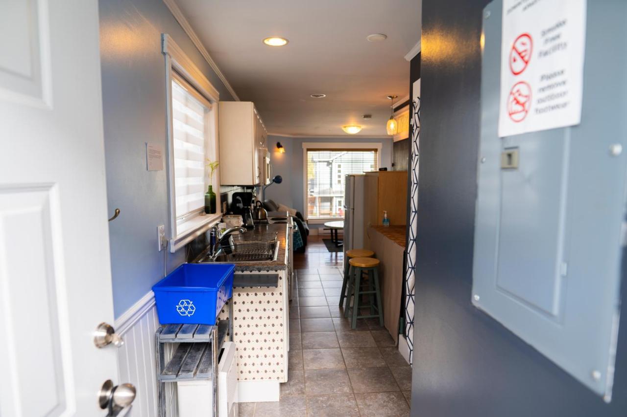 Downtown Whitehorse Apartment In Old Town 외부 사진