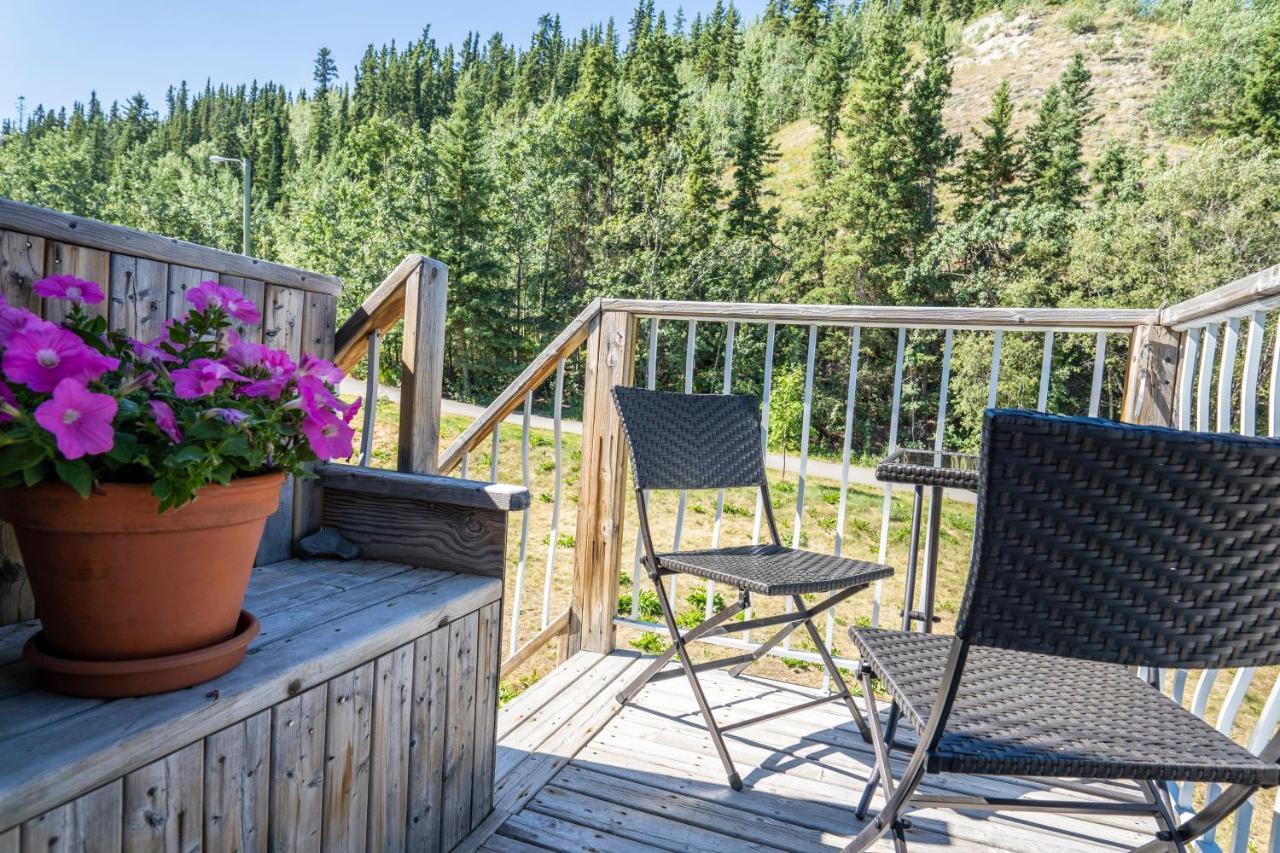 Downtown Whitehorse Apartment In Old Town 외부 사진