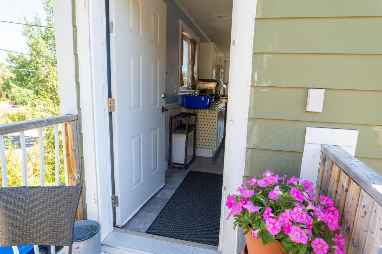 Downtown Whitehorse Apartment In Old Town 외부 사진
