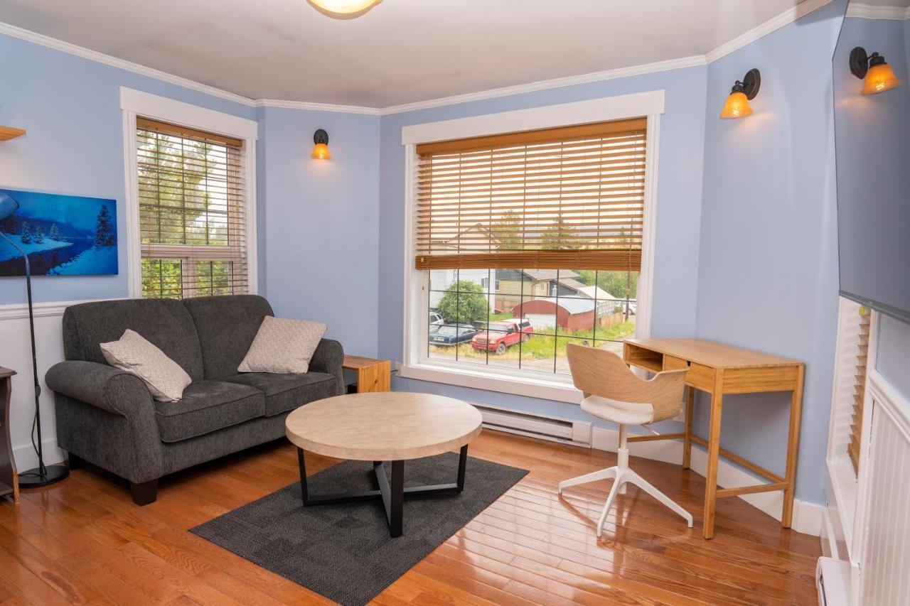 Downtown Whitehorse Apartment In Old Town 외부 사진