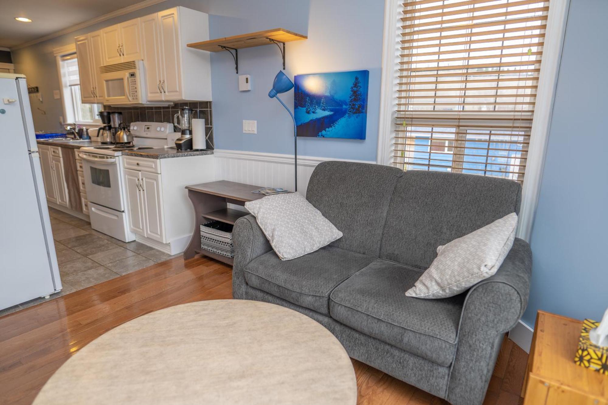 Downtown Whitehorse Apartment In Old Town 외부 사진
